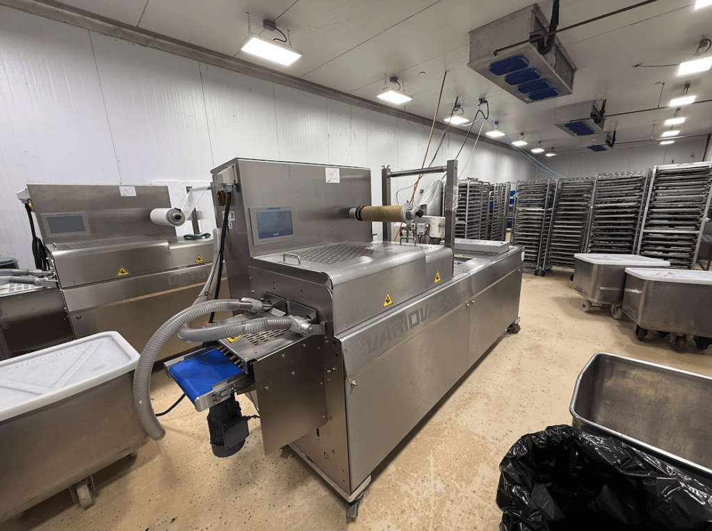 Variovac Optimus 25 Rollstock Packaging Machine - view 4